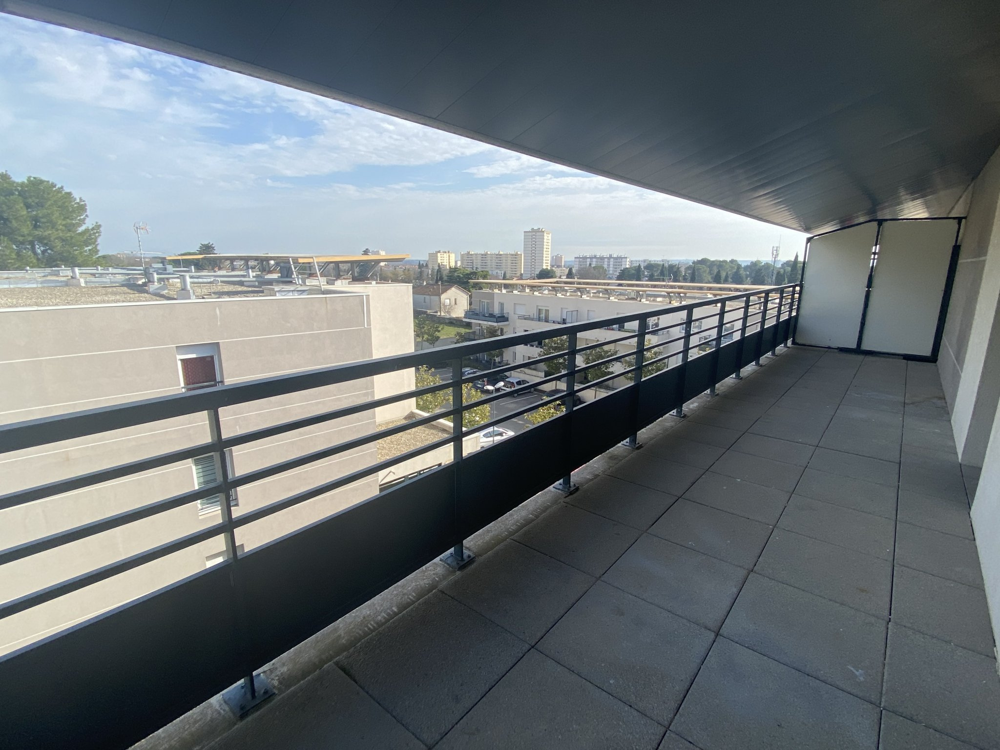 location NIMES RTE D'UZES / FRANCISCAINES - T2 avec ...